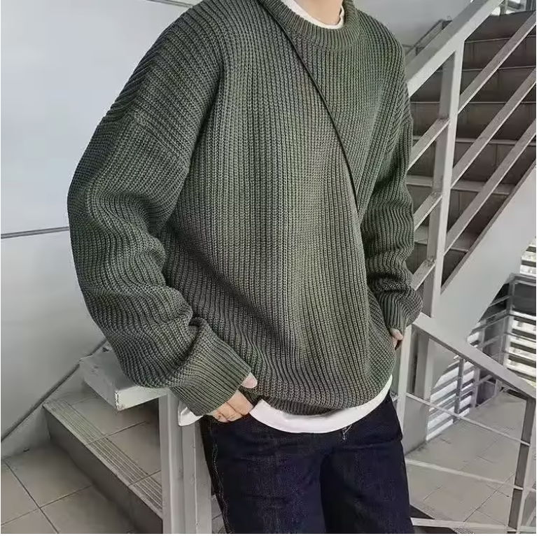 Men's Autumn Winter Round Neck Green Sweater Loose Fit Casual Knitted Top Thickened Yarn Winter Wear